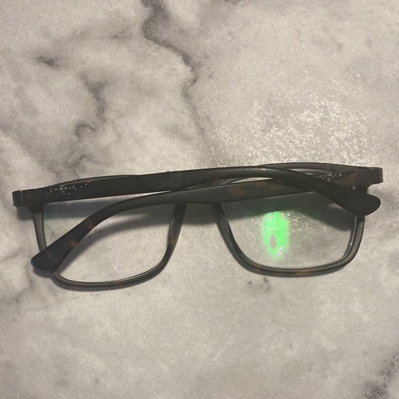 POLICE - Picture 7 of 14